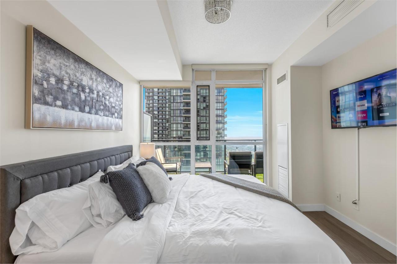 Ultra Luxurious 2.5 Bedroom 2 Full Bathroom 1 Parking Condo Near Sq1 Striking Views Mississauga Exteriér fotografie